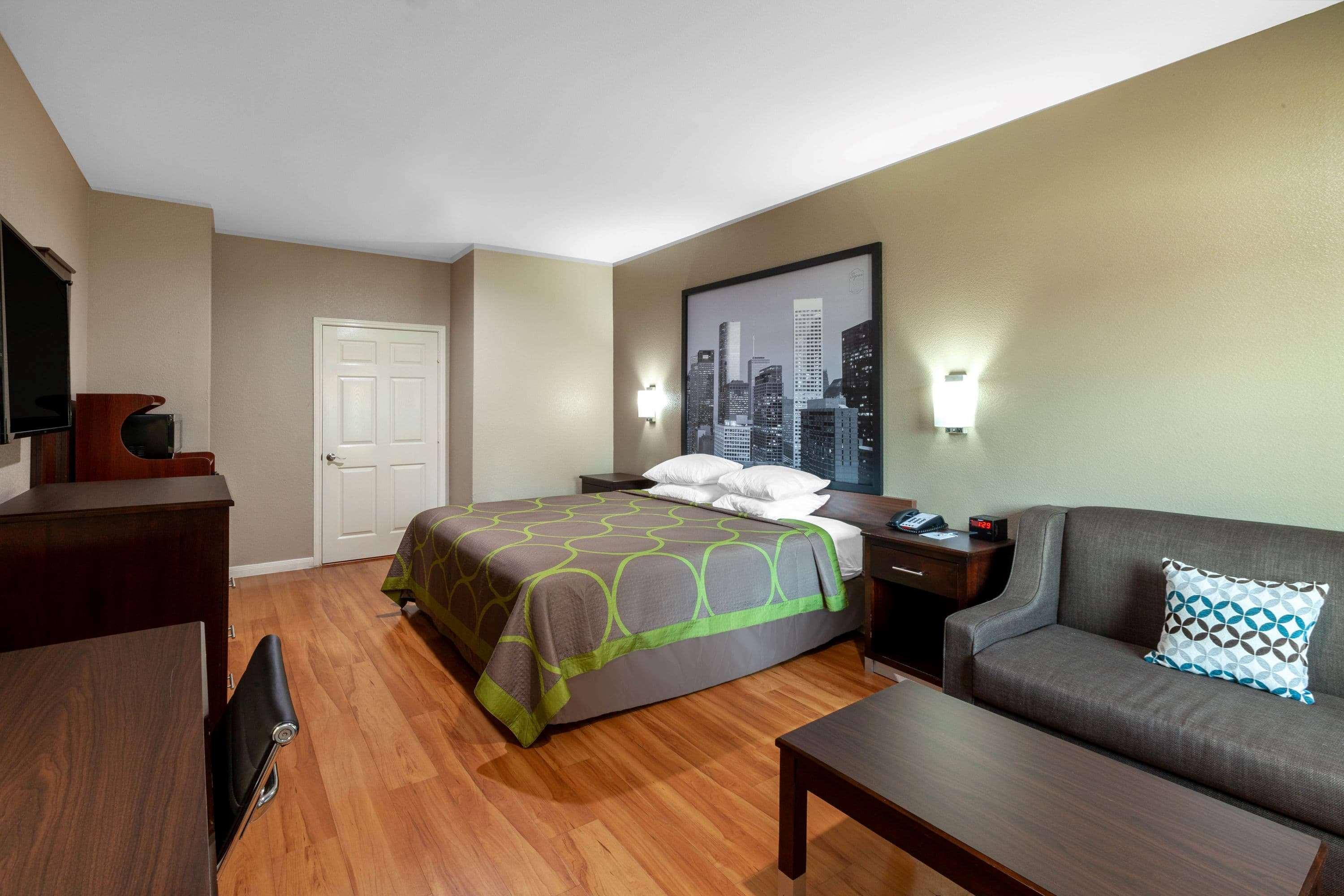 Super 8 By Wyndham Houston Northwest Cypress Hotel ภายนอก รูปภาพ